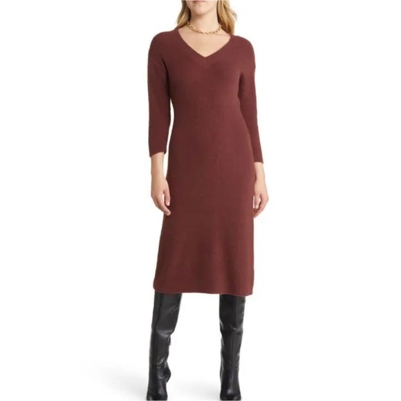 Halogen Dresses & Skirts - Halogen Off The Shoulder Long Sleeve Midi Sweater Dress NWT Brown Chocolate L